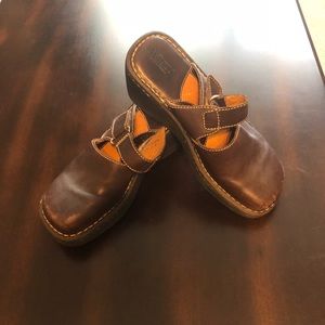 🏆HP🏆 Brown Born Clogs